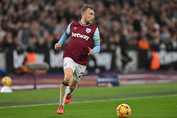 攻防两端保 攻防两端保