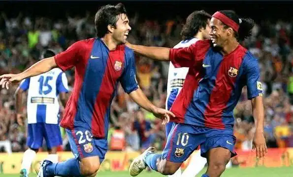 色表现著称 色表现著称